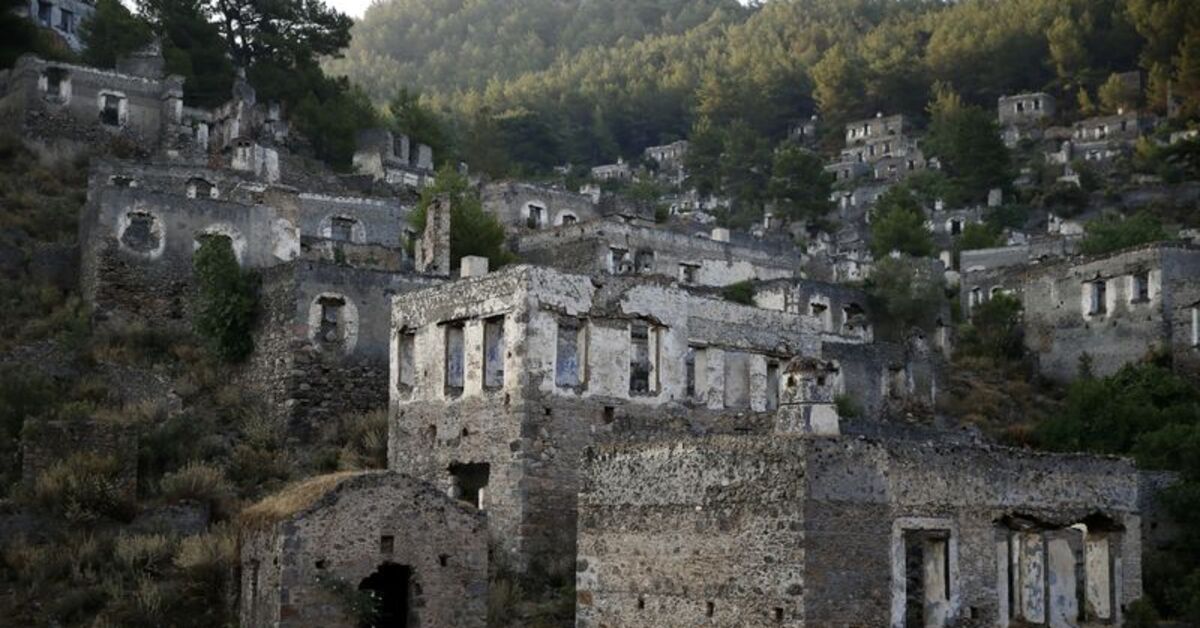 1957'deki depremle yerleşik yaşam sona erdi..