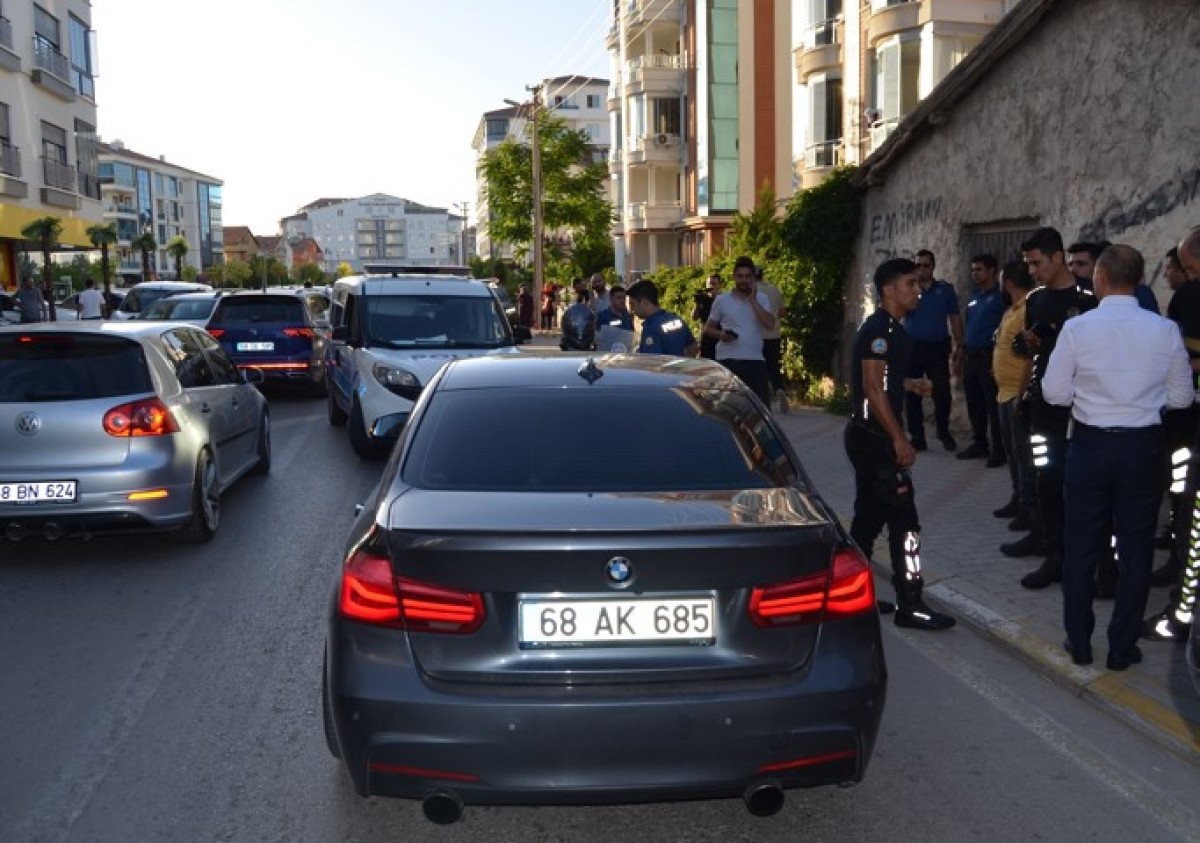 Aksaray'da polise silah gösteren 3 kişi, takiple yakalandı