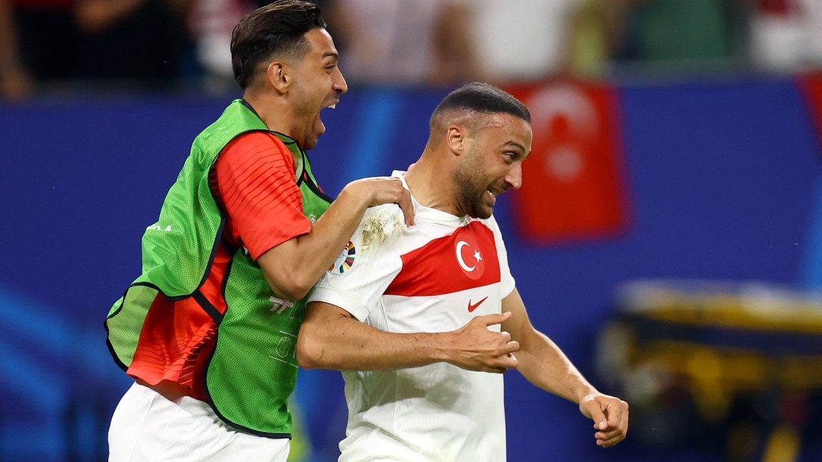 Cenk Tosun bitirici vuruşu yaptı! Akıllara Nihat Kahveci geldi...