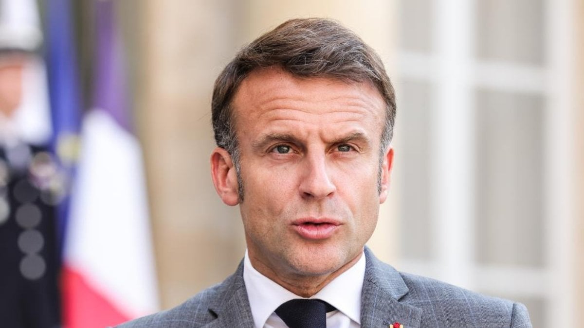 Fransa Cumhurbaşkanı Emmanuel Macron'dan erken seçim öncesi “iç savaş” uyarısı