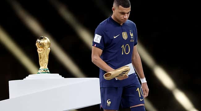 Mbappe'nin devre arası konuşması; "Salakça..