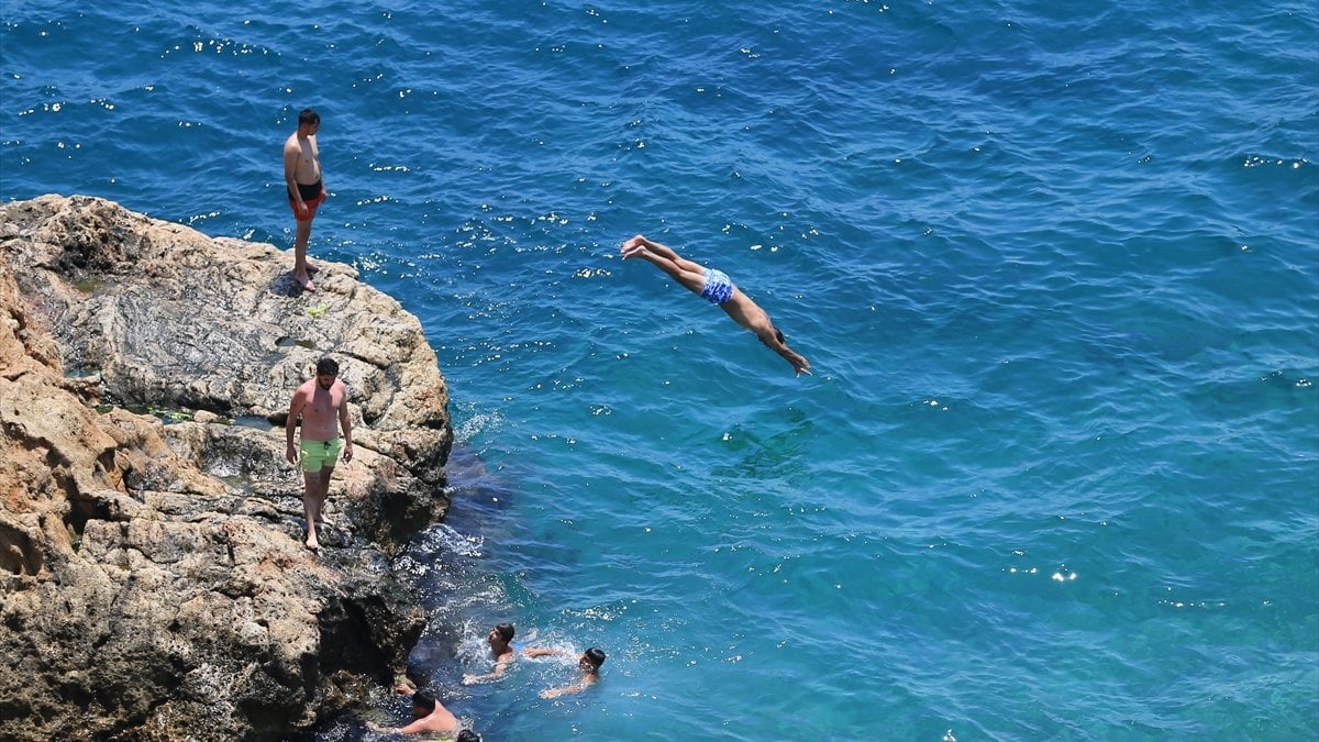 Türkiye'ye ziyaretçi akını: İlk 5 ayda 18 milyon turist geldi