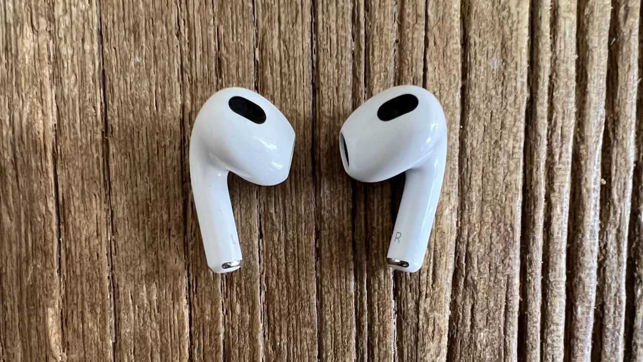 Apple sınırları zorluyor: AirPods kalp hastalıklarını tespit edebilecek