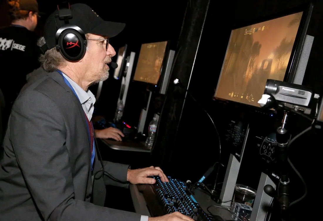 Sinema efsanesi Steven Spielberg’in Call of Duty sevdası şaşırttı!