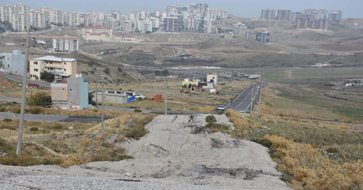 "Kadifekale ve Harmandalı imara kapatılmalı"